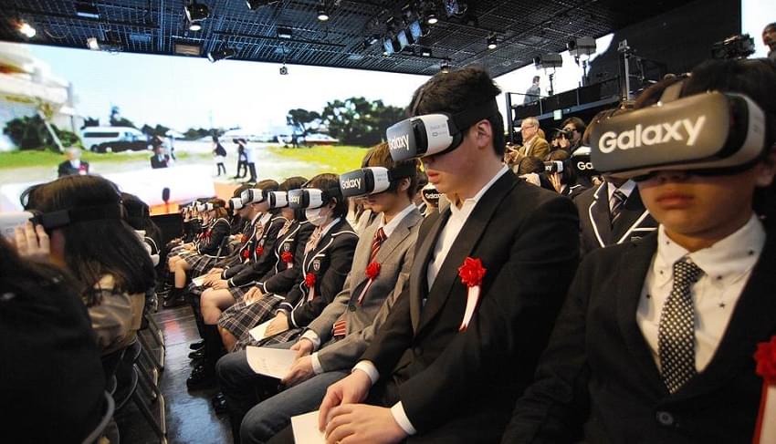 Открытие первой виртуальной школы в Японии