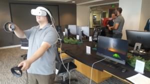 Гарнитура Windows VR Dell выходит в октябре за 400$