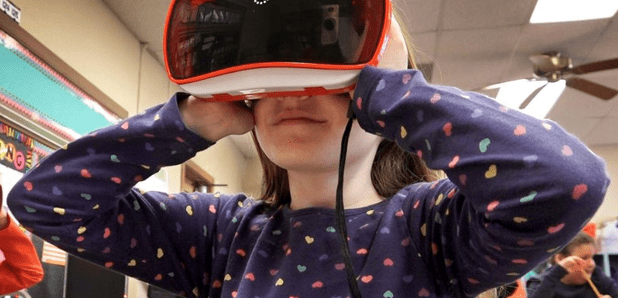 Шотландцы начали внедрять VR технологии в школы