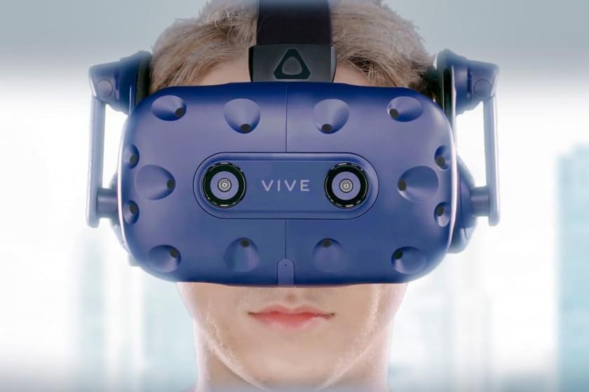 Компания HTC должна избавиться от своих телефонов и сосредоточиться на VR