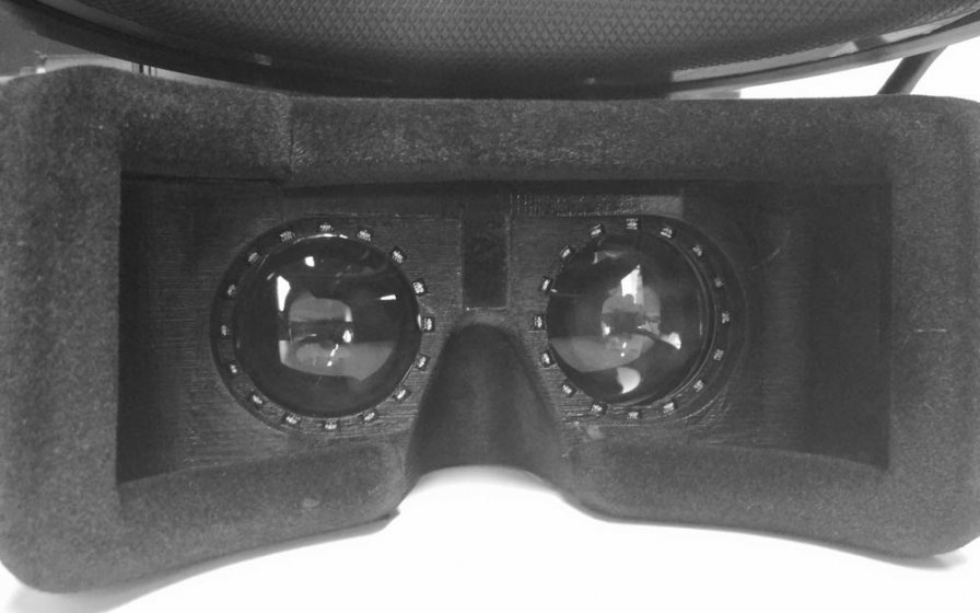 Lemnis Technologies демонстрирует свой прототип варифокальной VR гарнитуры