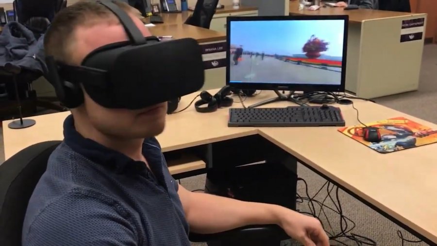 Microsoft хочет внедрить в школы учебную VR программу