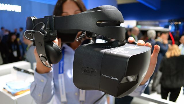 Qualcomm демонстрирует новый эталонный дизайн VR гарнитуры
