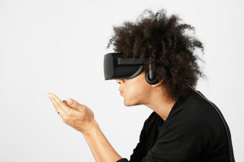 Исследование: VR гарнитурами пользуются в среднем шесть часов в месяц