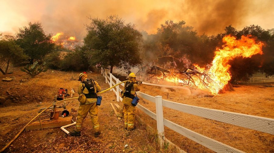 Калифорнийские пожарные тренируются при помощи VR