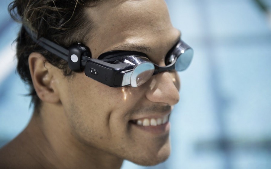 Умные AR-очки Form Smart Swim продаются через официальный сайт Apple