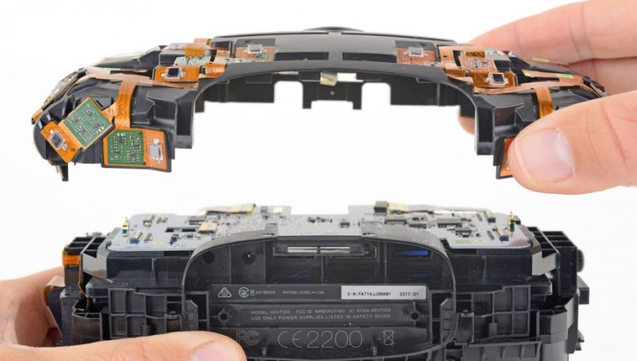 HTC сотрудничает с iFixit, чтобы предложить запасные части и руководства по ремонту VR-гарнитур компании