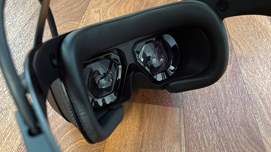 Полный обзор на VR-гарнитуру Varjo Aero