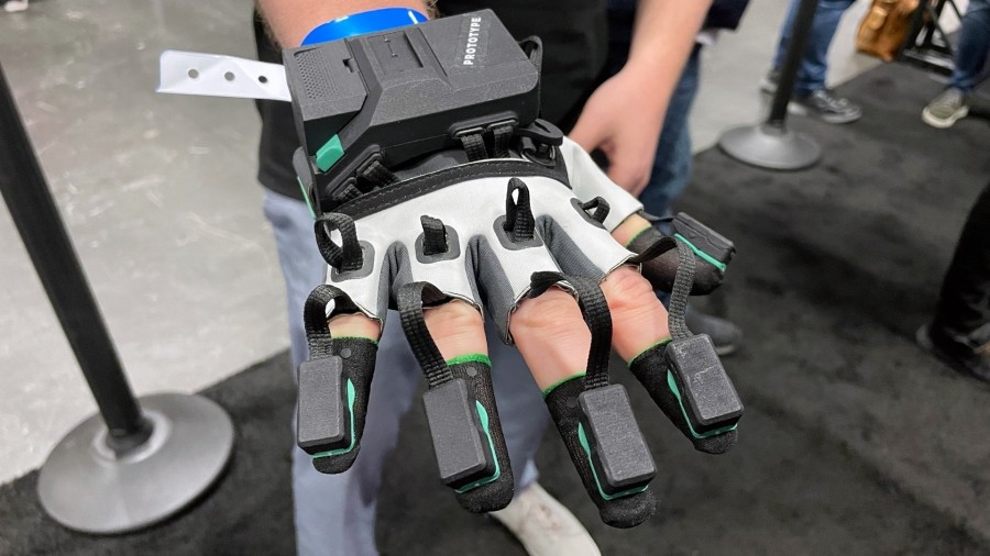 Manus представила VR-перчатки Quantum Metagloves