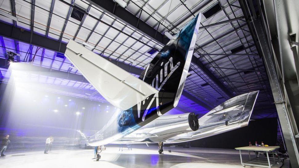 Virgin Galactic хочет использовать VR, чтобы тренировать космических туристов