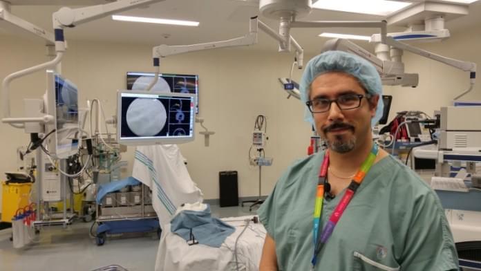 Хирурги в Техасе используют AR в сложных операциях