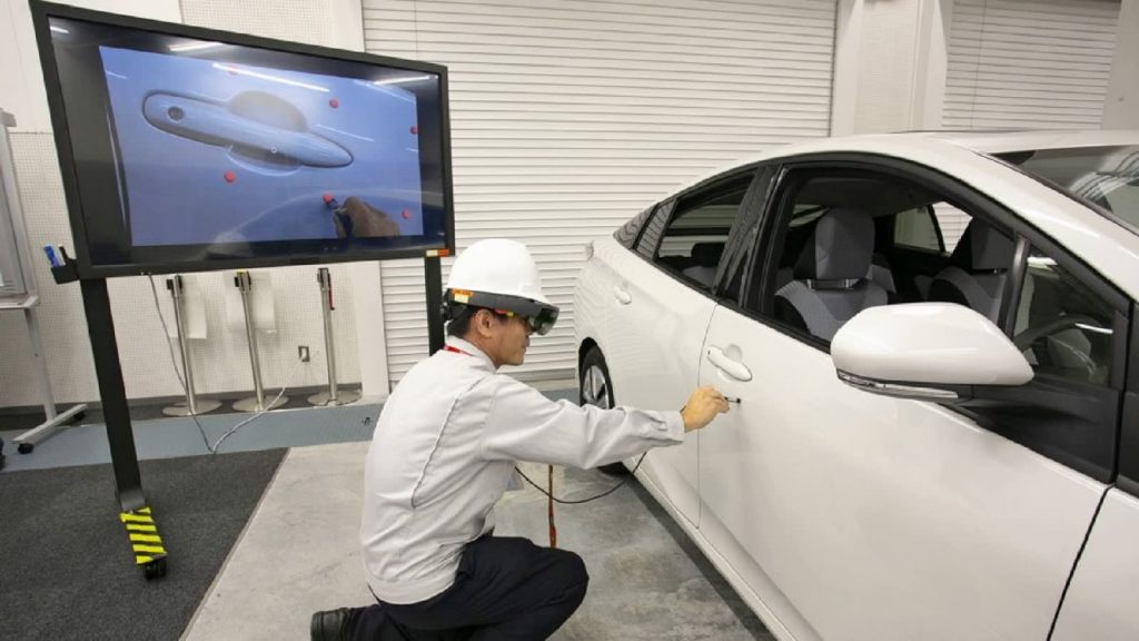 Toyota тестирует HoloLens для улучшения производственных процессов