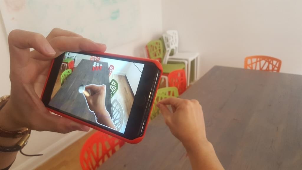 ManoMotion добавляет контроль жестов для Apple ARKit