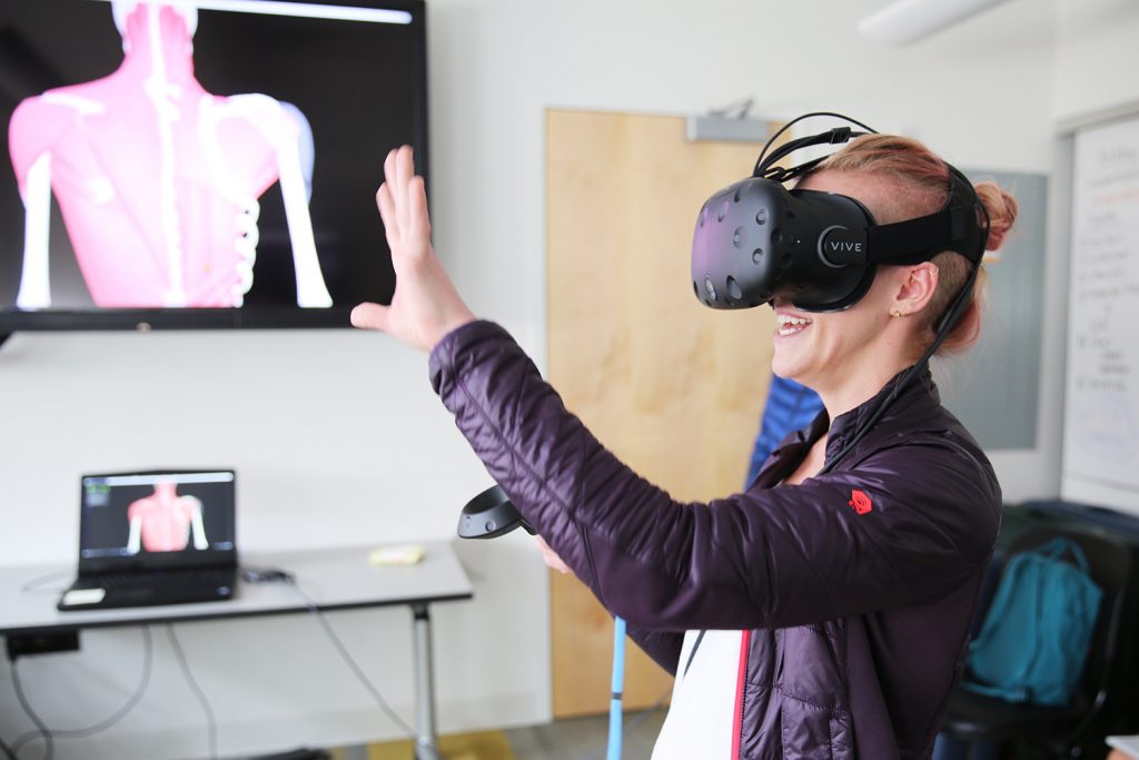 Риски и возможности для VR-устройств из-за коронавируса