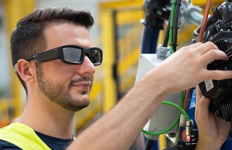 Vuzix Blade 2 — новые AR-очки для работников промышленности и здравоохранения